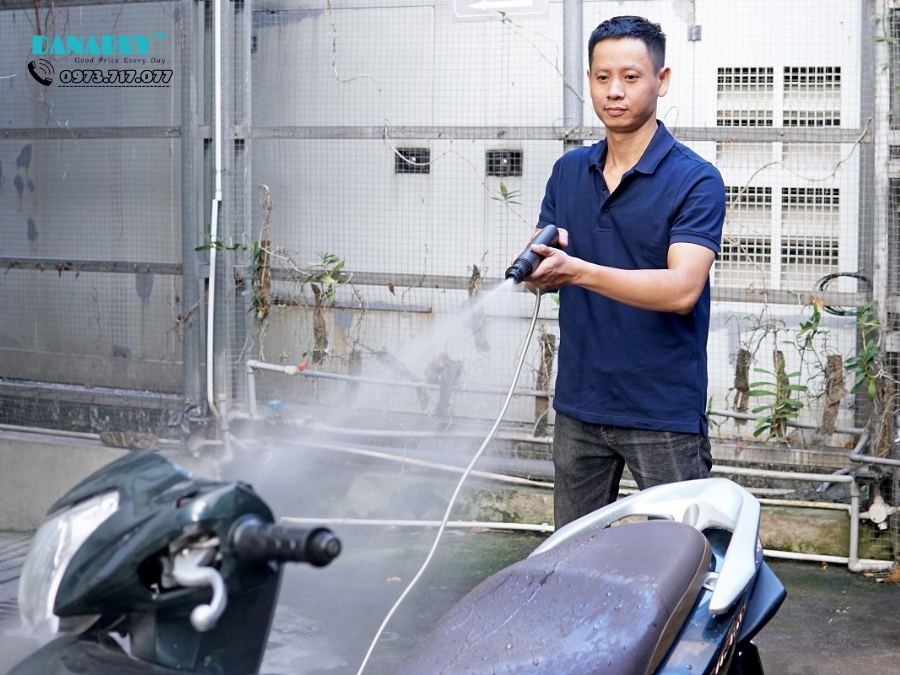 Máy rửa xe mô tơ cảm ứng từ Fujihaia PW3B