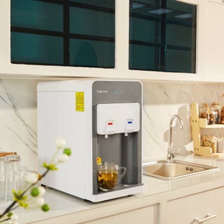 Máy lọc nước UF Fujihome WP507E tích hợp nóng lạnh